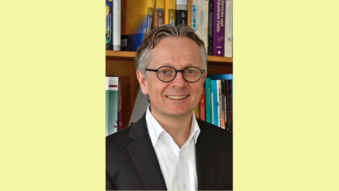 Portrait Prof. Dr. Volker Springel